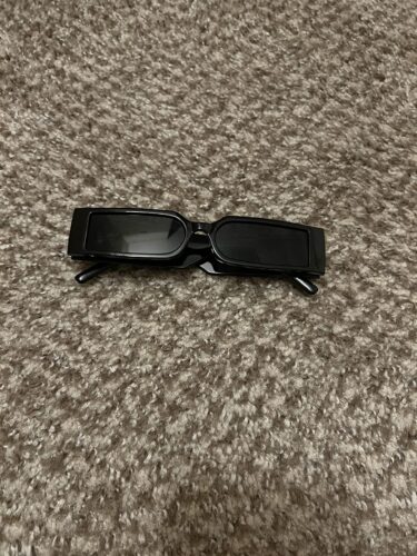 Retro Narrow Small Rectangular Sunglasses photo review